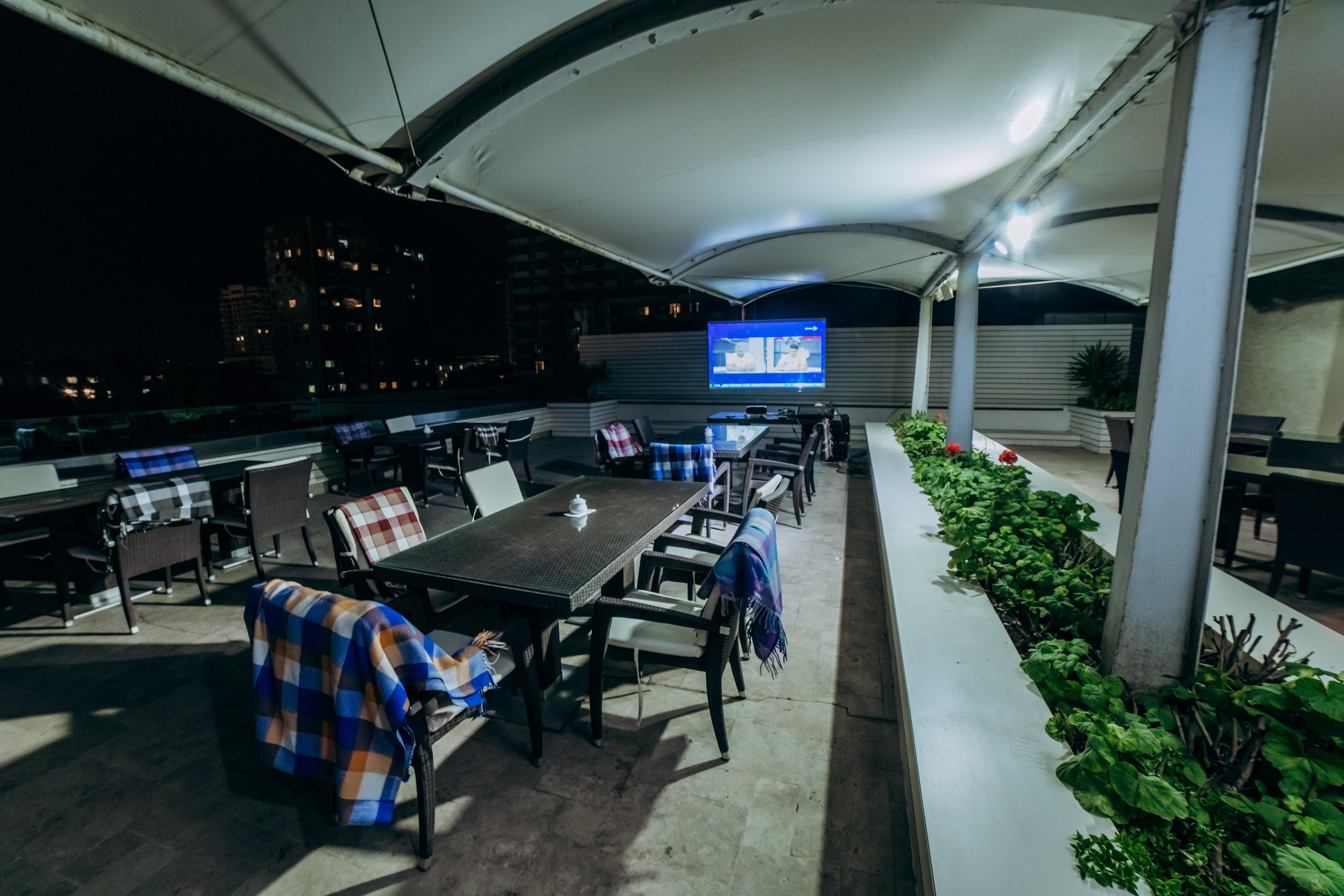 Point Hotel Baku Exterior foto