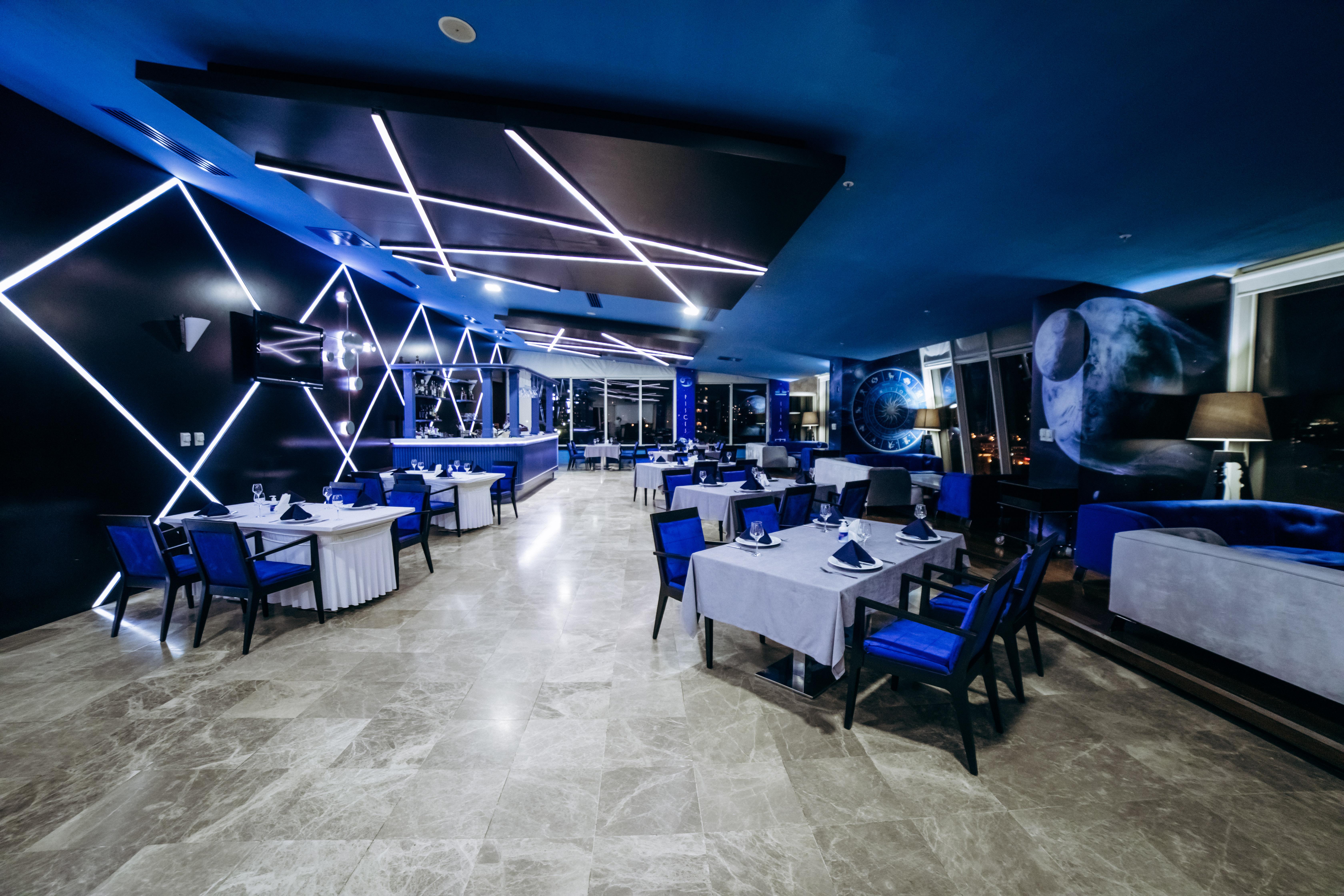 Point Hotel Baku Exterior foto